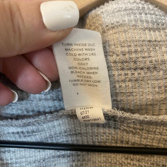 LIVI Cowl-Neck Textured Top Grey Space Dye Relaxed Sweatshirt Sz 22/24 - Picture 7 of 9